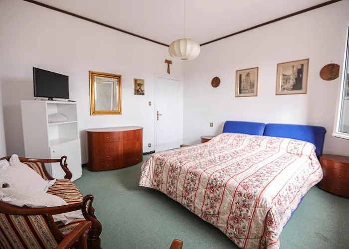 Homestay Glampingcashmerehause Rivotorto